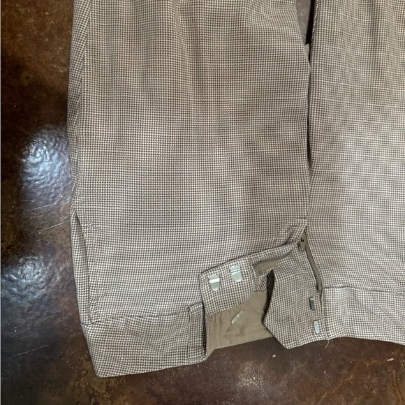 Tan slacks - Picture 4 of 5